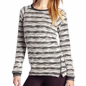 Velvet by Graham & Spencer zip pullover sweater